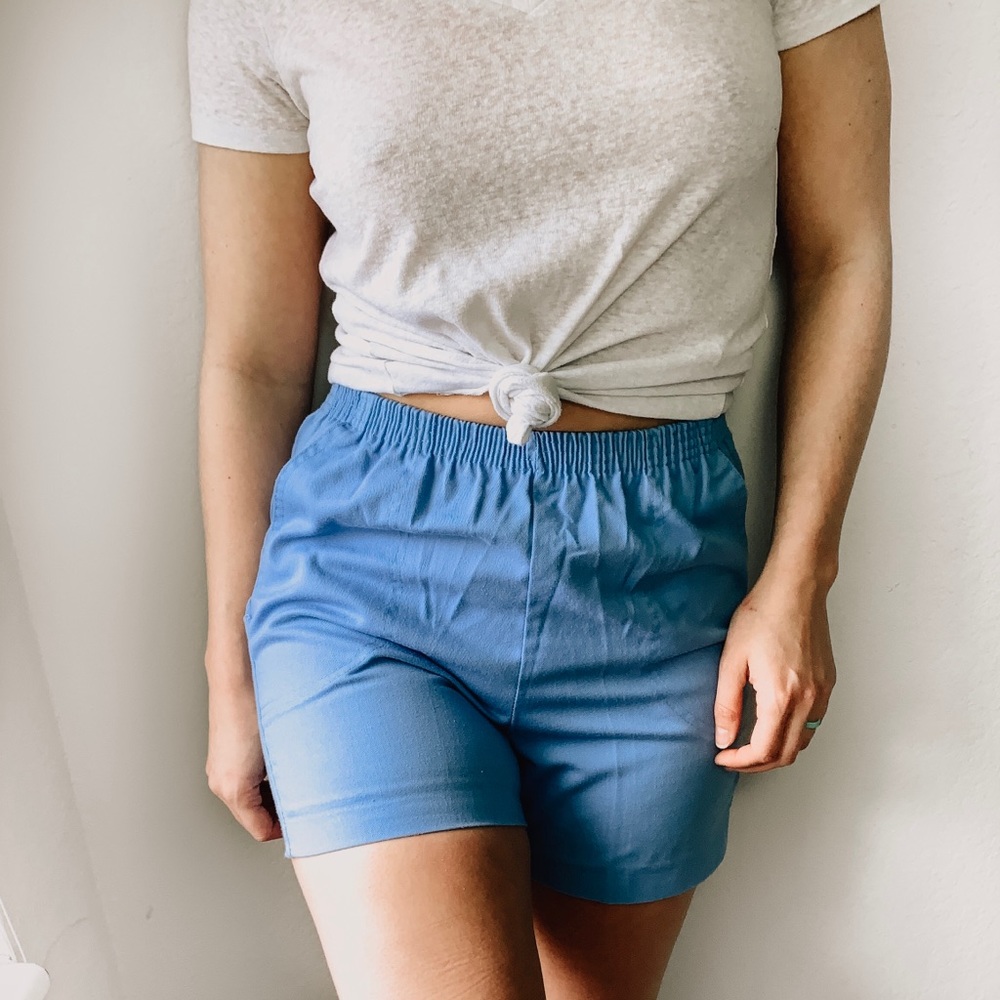 Vintage High Waisted 1960s Cotton Beach Shorts - Picture 3 of 3